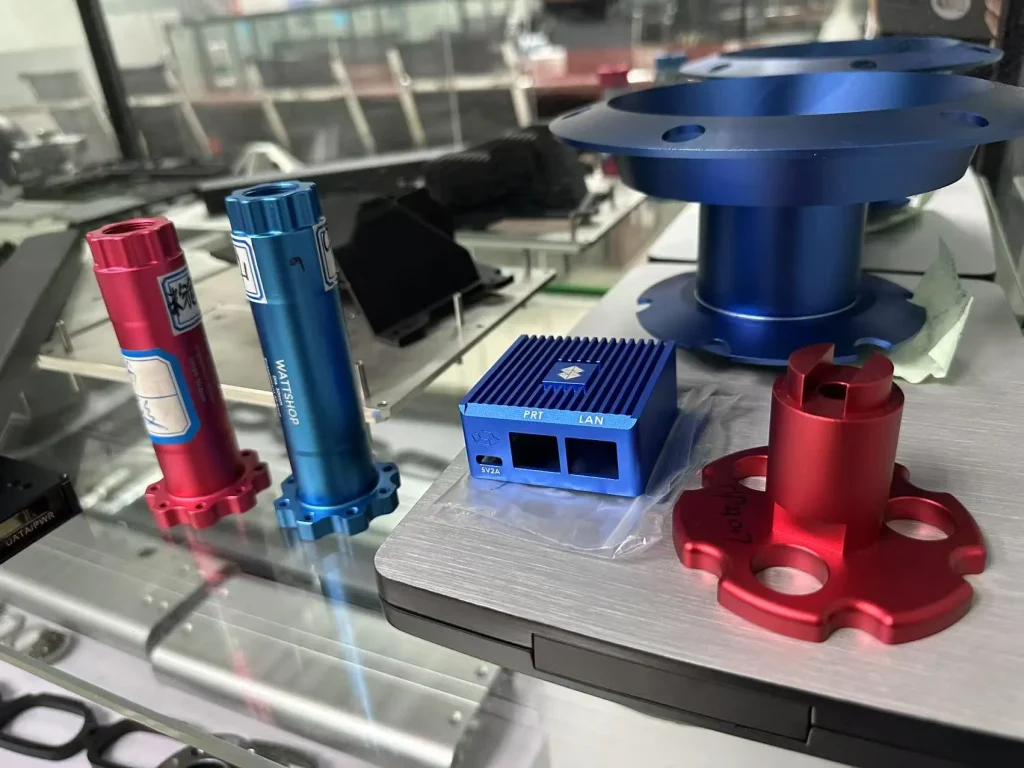 Can STL Files Be Used for CNC Machining? 3 High-quality CNC precision-machined finished products are presented after standardized document preparation and post-processing (such as anodizing, precision polishing, etc.).