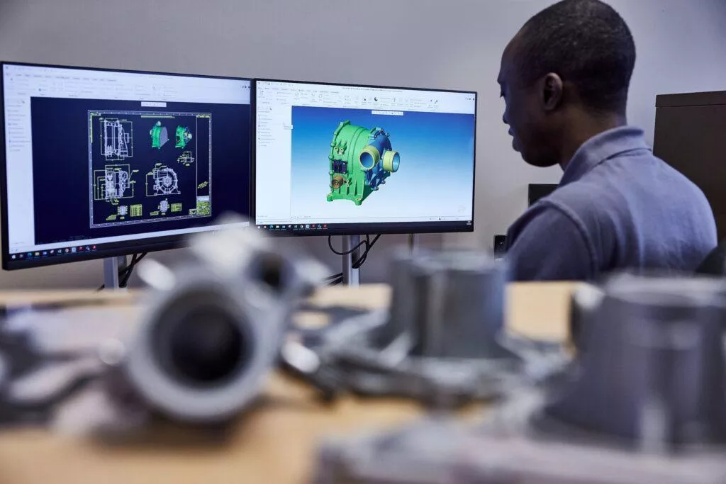 How to Reduce CNC Machining Costs: 13 Proven Strategies for Lower-Cost Parts 1 Engineers provide DFM analysis for customized parts, which can effectively reduce the cost of CNC machining.